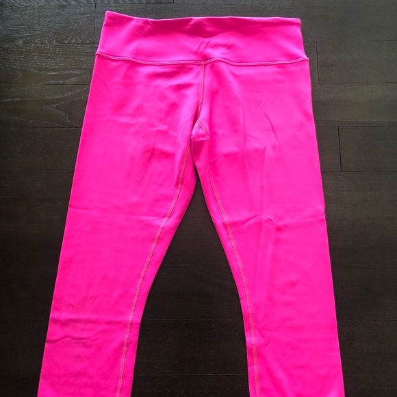 ✴️Lululemon cropped leggings 8 - Picture 2 of 9